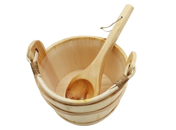 Sauna Bucket 6 L – Wooden Bucket with Ladle (Red Cedar)